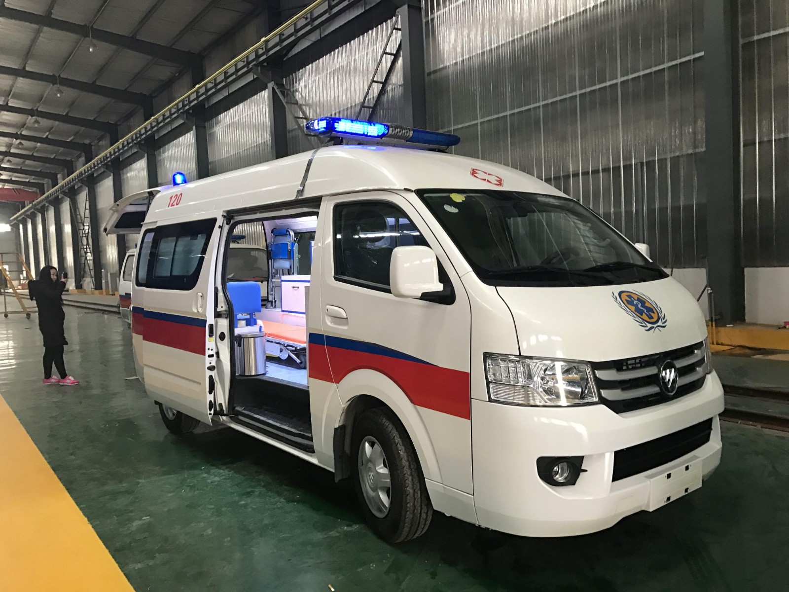 永福县救护车转院